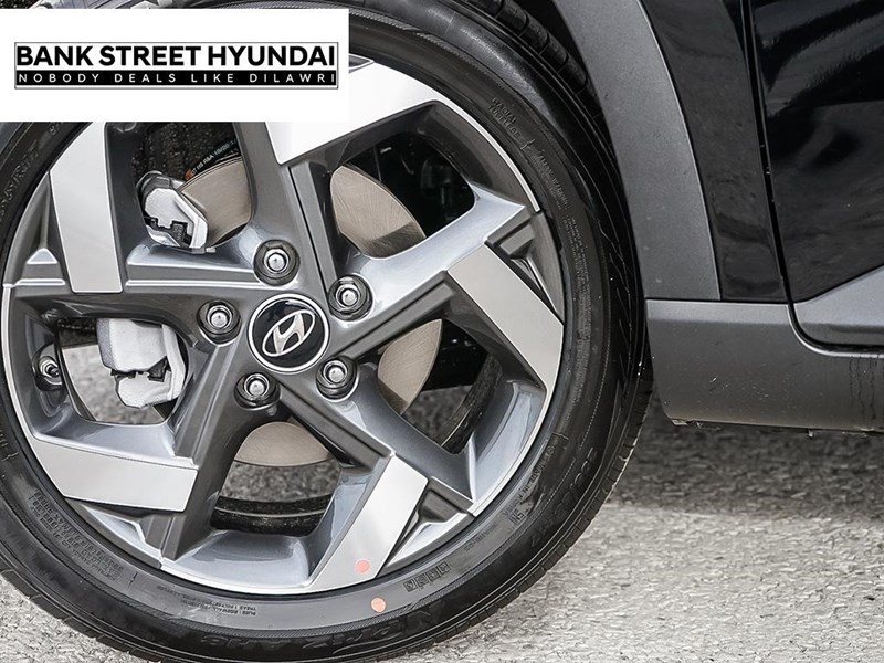 2025 Hyundai Venue Ultimate IVT w/Black Interior