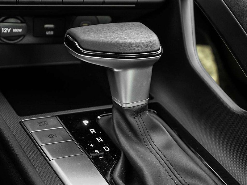 2026 Hyundai Elantra Preferred IVT w/Tech Pkg