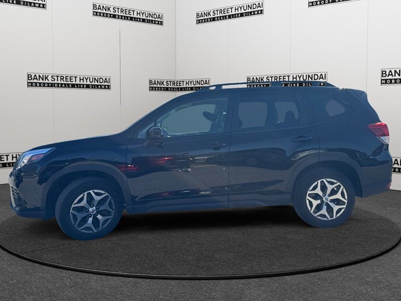 2023 Subaru Forester Touring CVT