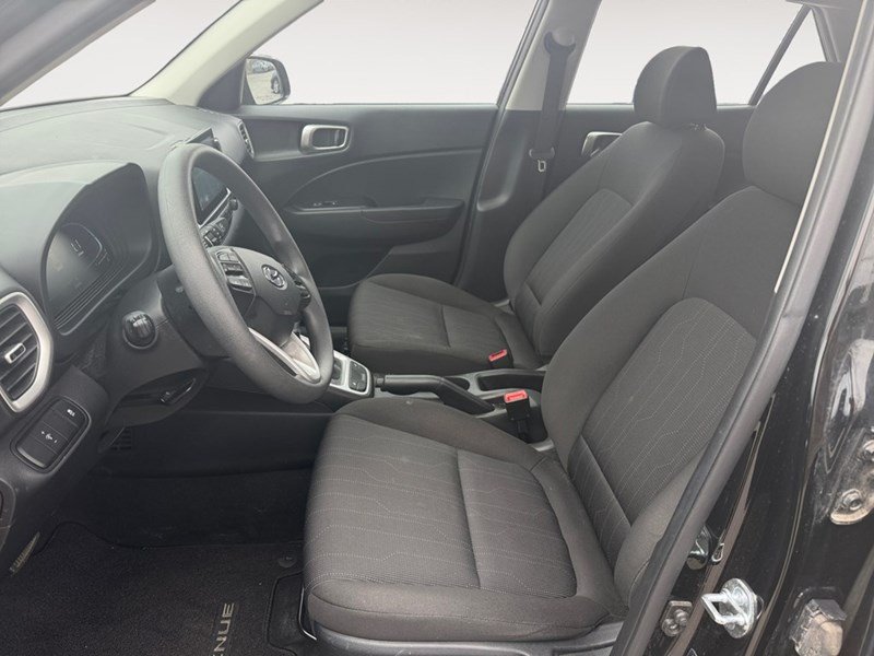 2023 Hyundai Venue Essential IVT