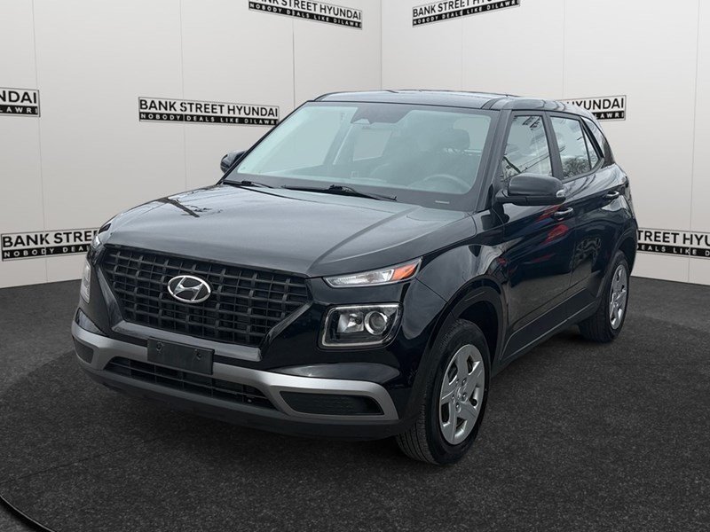 2023 Hyundai Venue Essential IVT