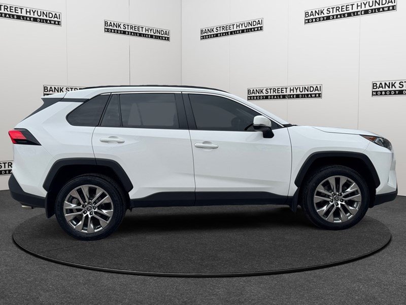2021 Toyota RAV4 XLE AWD