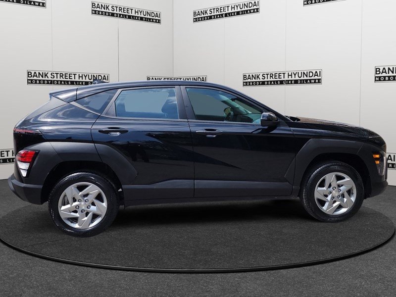 2025 Hyundai Kona 2.0L Essential AWD