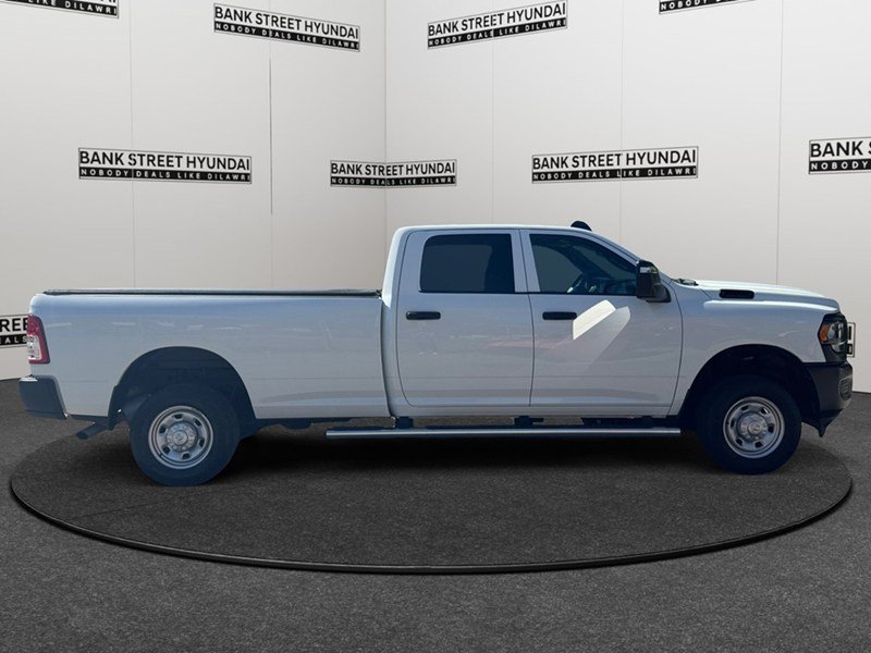 2024 RAM 2500 Tradesman 4x4 Crew Cab 8' Box