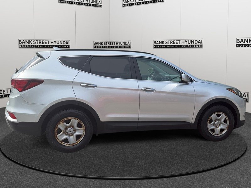 2017 Hyundai Santa Fe Sport FWD 4dr 2.4L