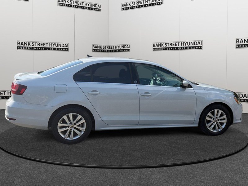 2017 Volkswagen Jetta 4dr 1.4 TSI Man Wolfsburg Edition