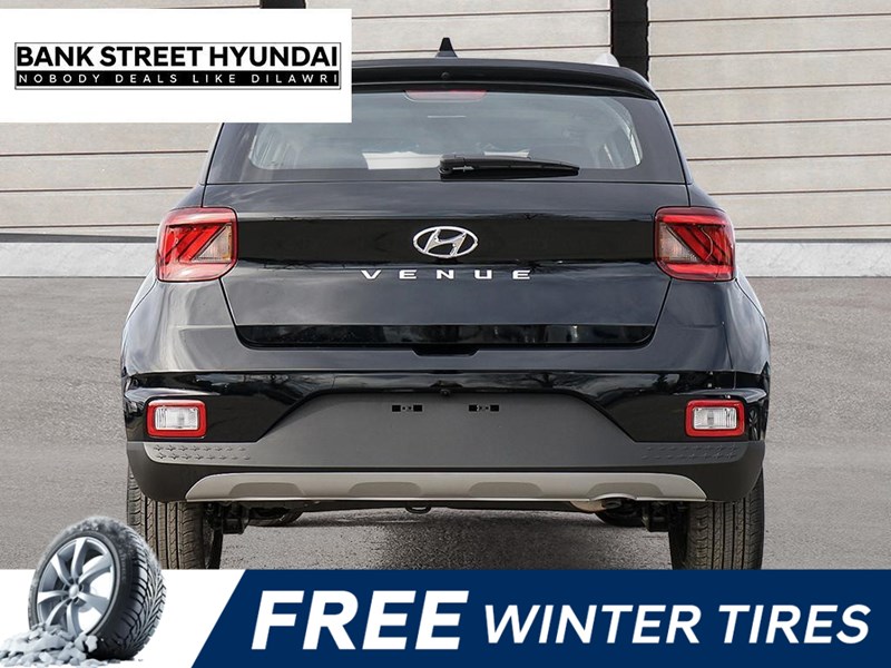 2025 Hyundai Venue Ultimate IVT w/Black Interior