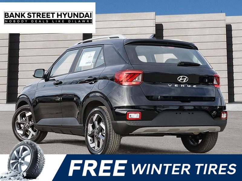 2025 Hyundai Venue Ultimate IVT w/Black Interior