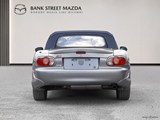 2003 Mazda MX-5 Miata SE (M6) image 4