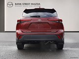 2021 Toyota Highlander XLE image 4