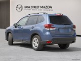 2022 Subaru Forester Base image 4