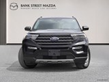 2023 Ford Explorer XLT image 2