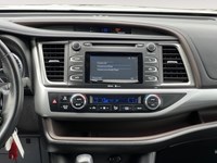 2015 Toyota Highlander AWD 4dr LE