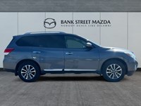 2016 Nissan Pathfinder 4WD 4dr SL