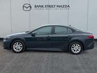2025 Toyota Camry SE Hybrid - One Owner - Clean CarFax