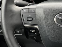 2025 Toyota Camry SE Hybrid - One Owner - Clean CarFax