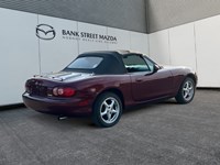 2003 Mazda MX-5 Miata Includes 3 Year Warranty