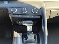 2022 Hyundai Elantra Preferred IVT