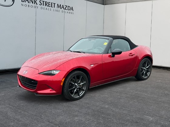 2017 Mazda MX-5 GS (M6)