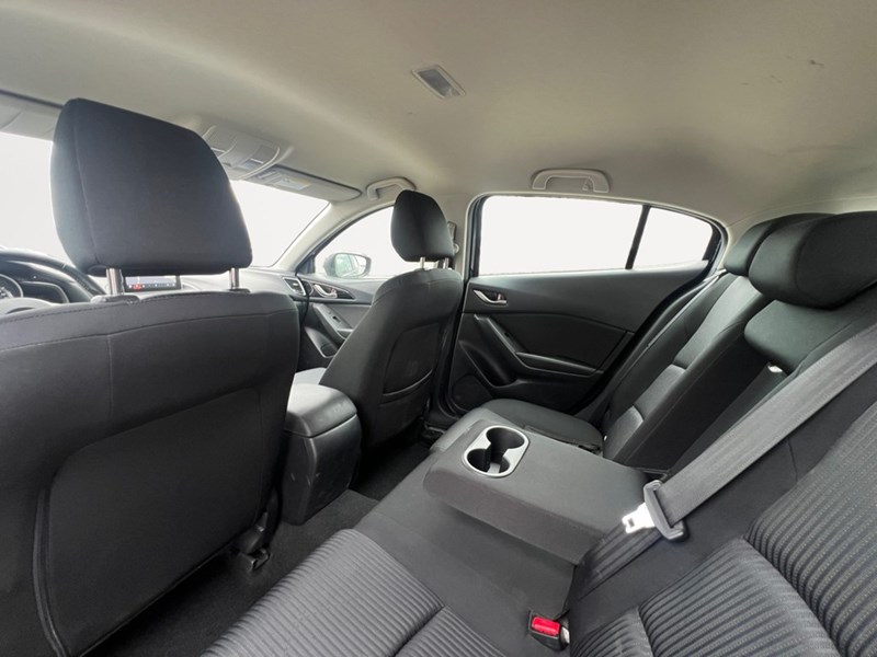 2016 Mazda Mazda3 Sport 4dr HB Sport Man GS