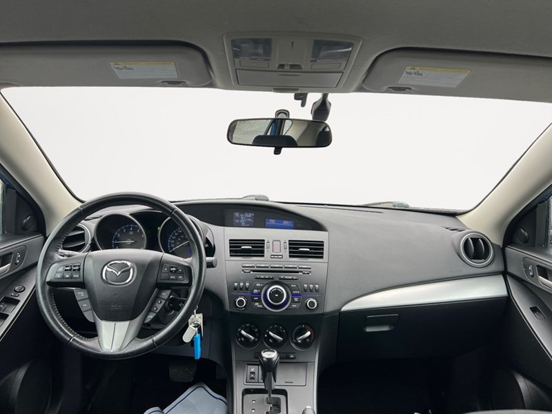 2013 Mazda Mazda3 Sport 4dr HB Sport Auto GS-SKY