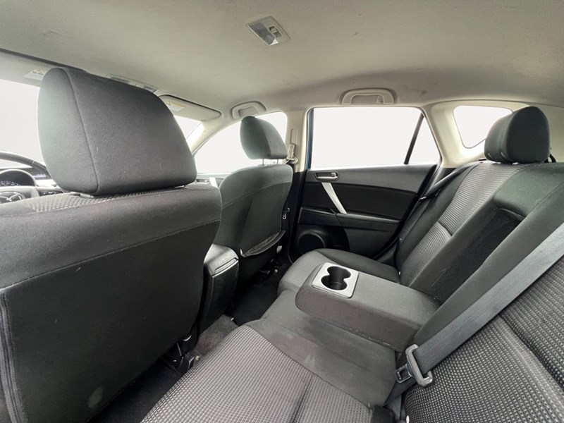 2013 Mazda Mazda3 Sport 4dr HB Sport Auto GS-SKY