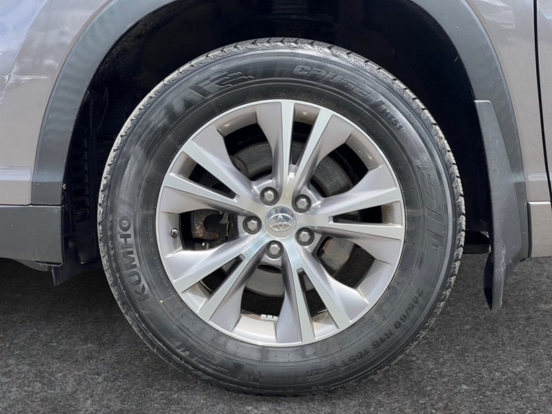 2015 Toyota Highlander AWD 4dr LE