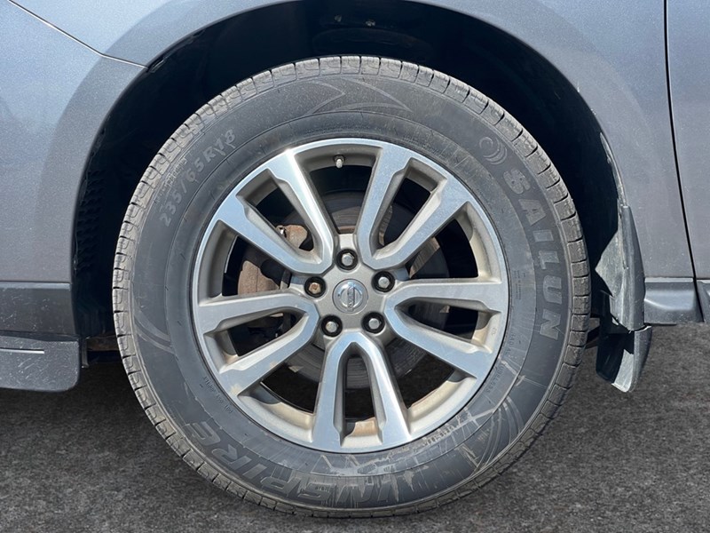 2016 Nissan Pathfinder 4WD 4dr SL