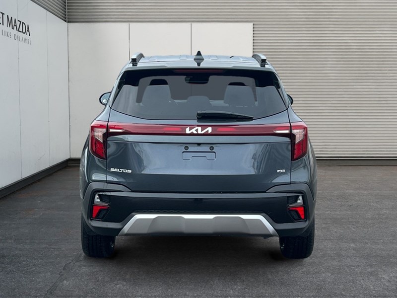 2024 Kia Seltos EX AWD