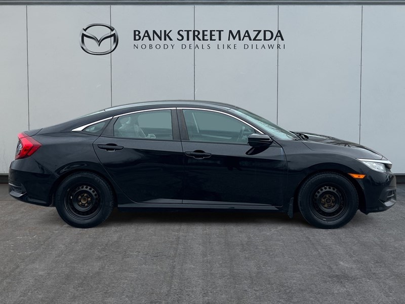 2017 Honda Civic 4dr CVT LX
