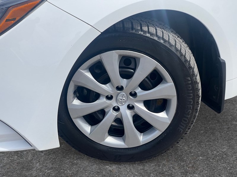 2022 Toyota Corolla LE CVT