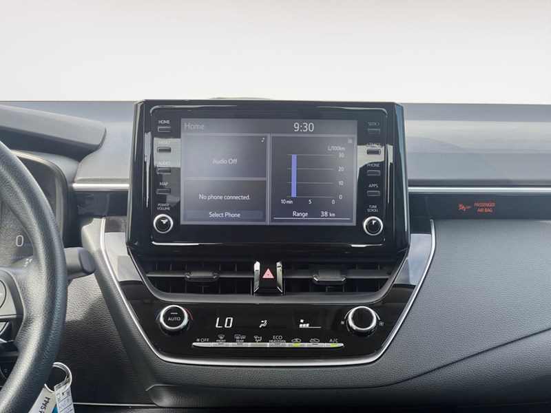 2022 Toyota Corolla LE CVT