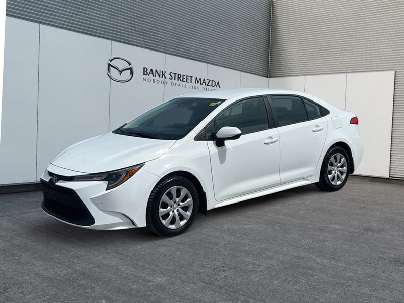 2022 Toyota Corolla LE CVT