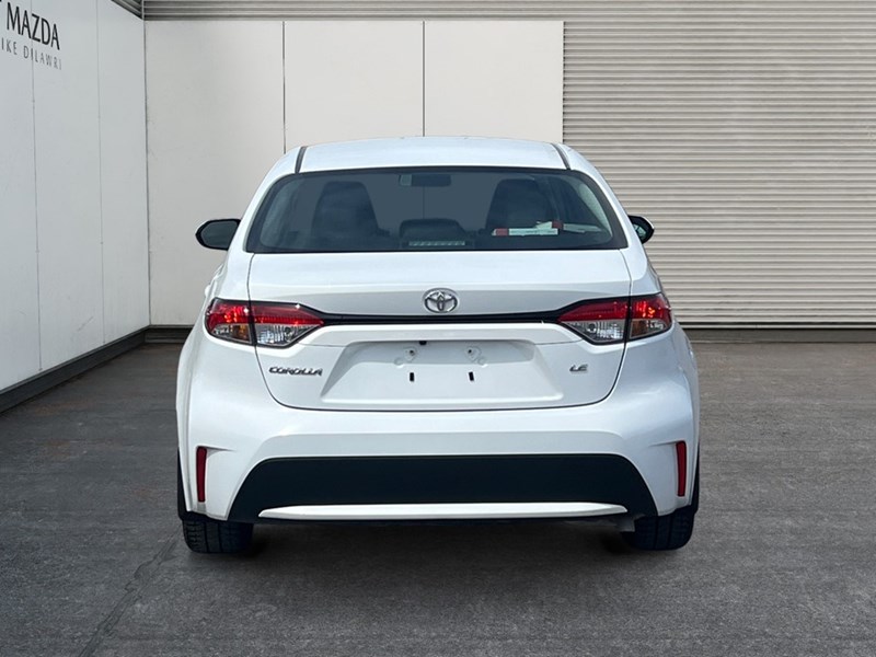 2022 Toyota Corolla LE CVT