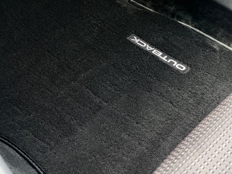 2022 Subaru Outback Convenience CVT