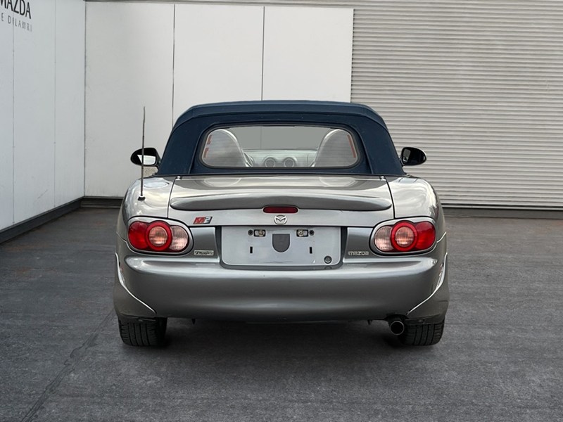 2003 Mazda MX-5 Miata Shinsen Edition - Inc. 2 Year / 40,000 KM Powertrain Warranty