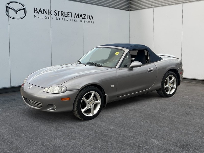 2003 Mazda MX-5 Miata Shinsen Edition - Inc. 2 Year / 40,000 KM Powertrain Warranty