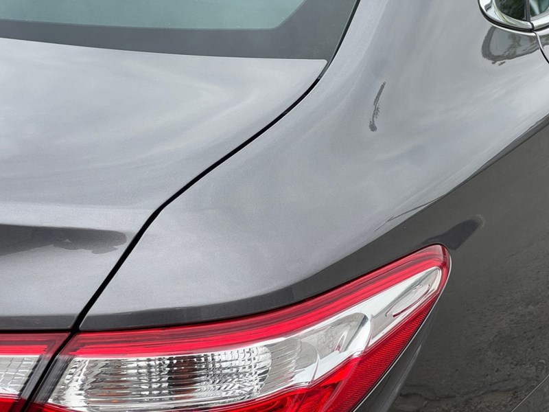 2015 Toyota Camry 4dr Sdn I4 Auto XLE