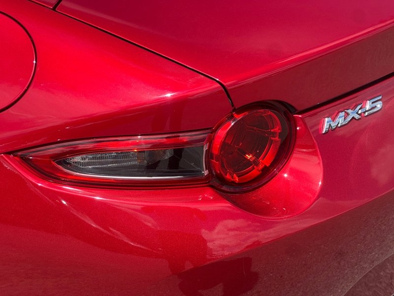 2017 Mazda MX-5 RF 2dr Retractable Fastback Man GS