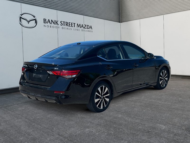 2023 Nissan Sentra SV CVT