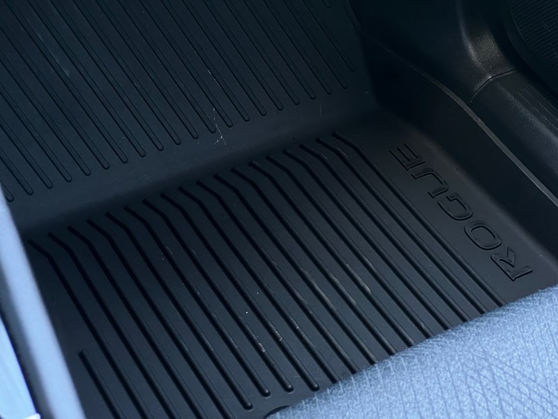 2024 Nissan Rogue AWD SV Moonroof