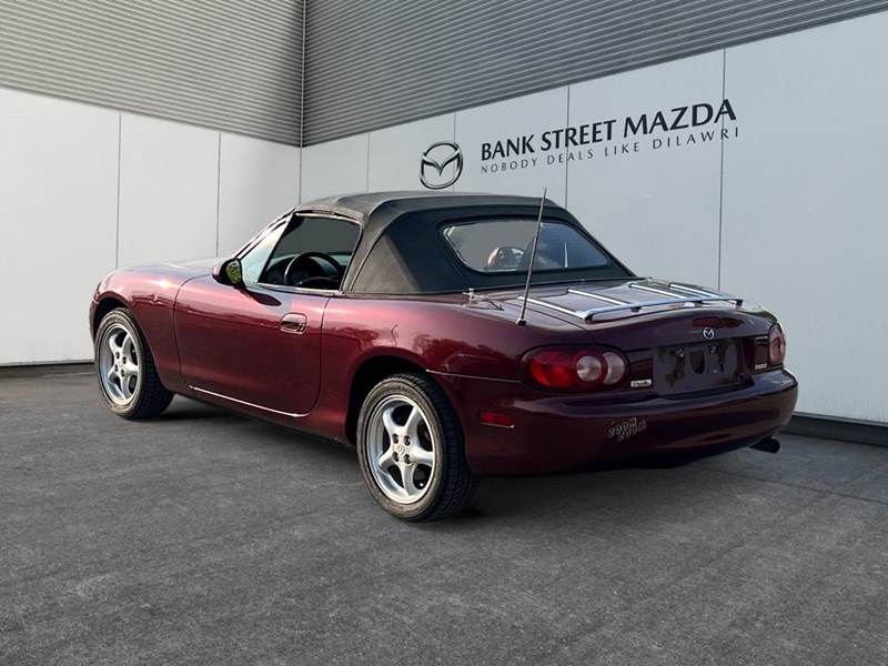 2003 Mazda MX-5 Miata Includes 3 Year Warranty