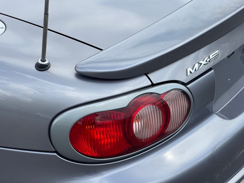 2004 Mazda MAZDASPEED MX-5 Miata MAZDASPEED - Inc. 2 Year / 40,000 KM Powertrain Warranty