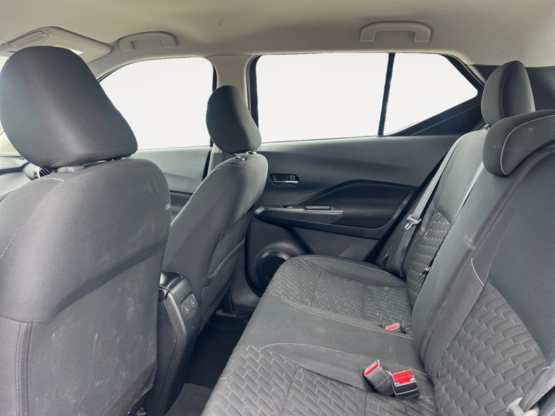 2021 Nissan Kicks SV FWD