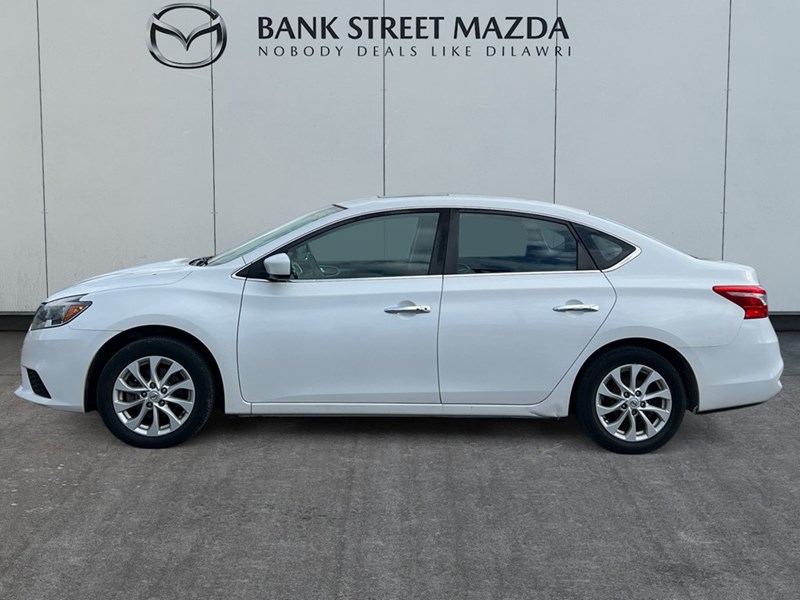 2017 Nissan Sentra 4dr Sdn CVT SV