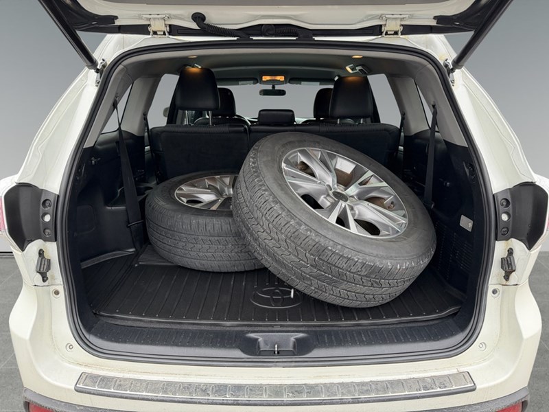 2016 Toyota Highlander Hybrid AWD 4dr LE