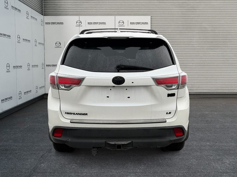 2016 Toyota Highlander Hybrid AWD 4dr LE