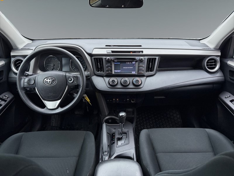 2018 Toyota RAV4 FWD LE