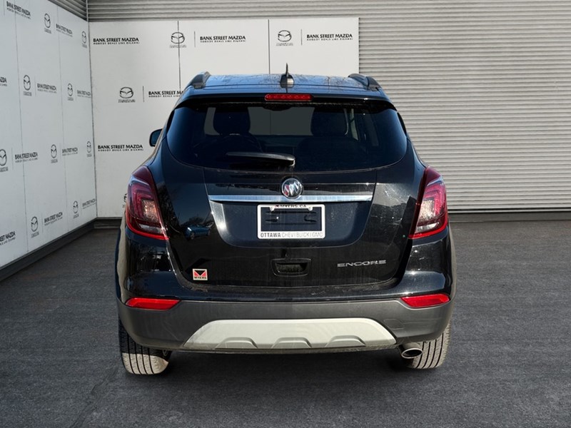 2020 Buick Encore FWD 4dr Preferred