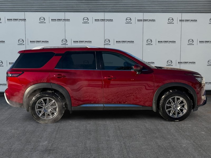 2023 Nissan Pathfinder Platinum 4WD